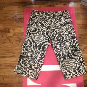 Paisley print cropped pants